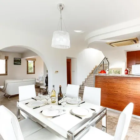 Villa Prosperity Limni By Plus